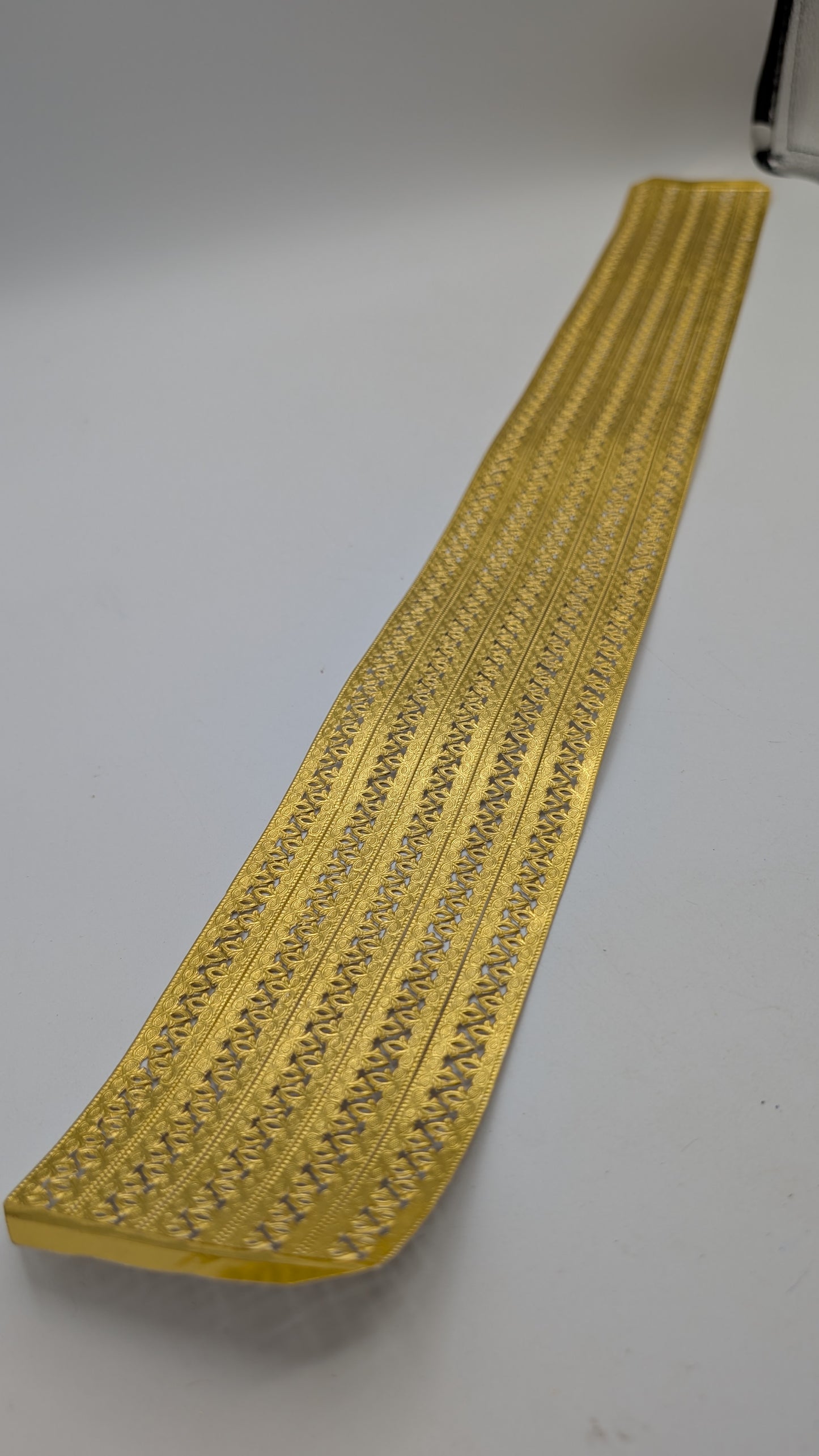 Vintage Gold Filagree Dresden Paper Foil Borders- Water Lilly