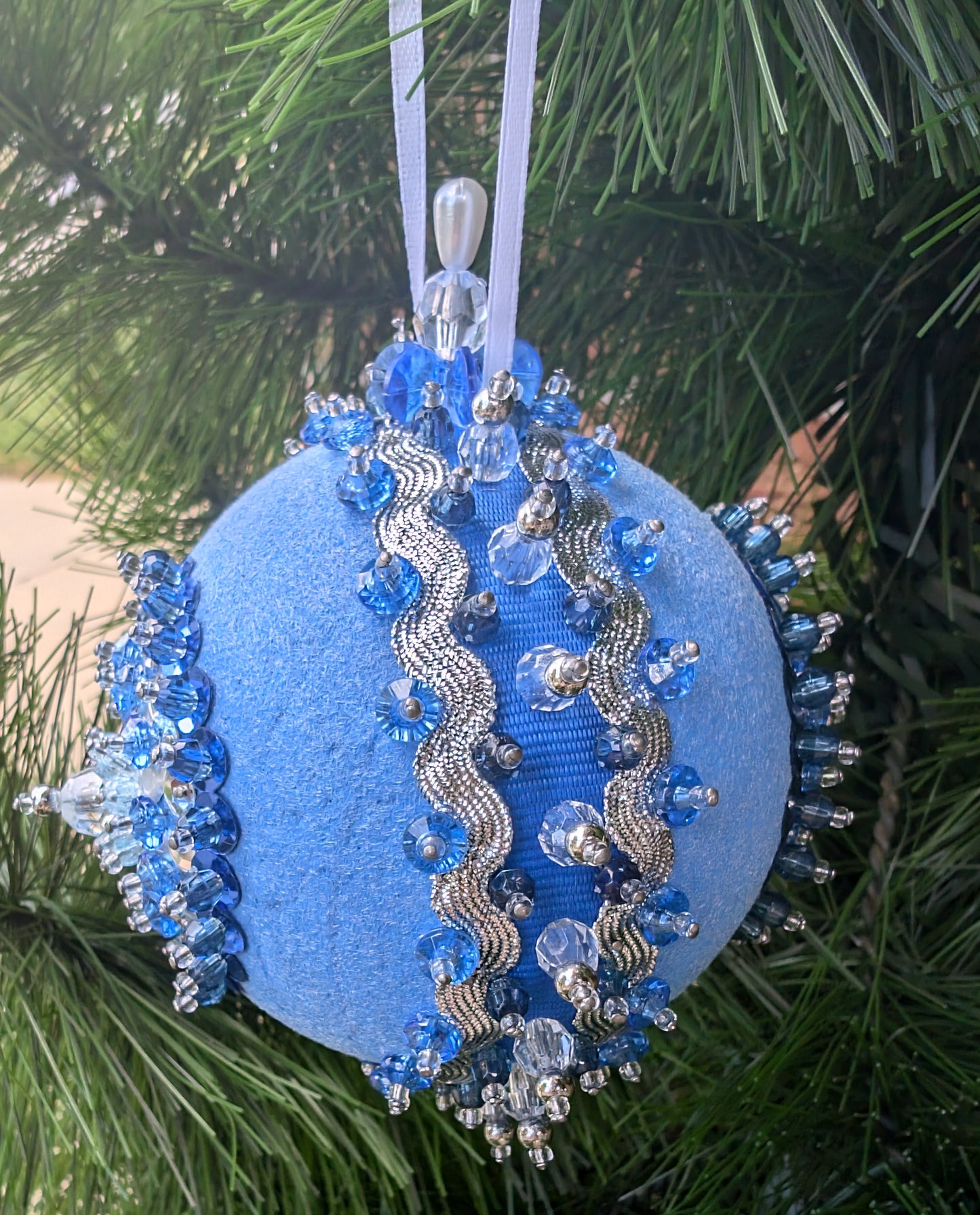 Ol' Aunt Mary in BLUE Pin Ornament Kit