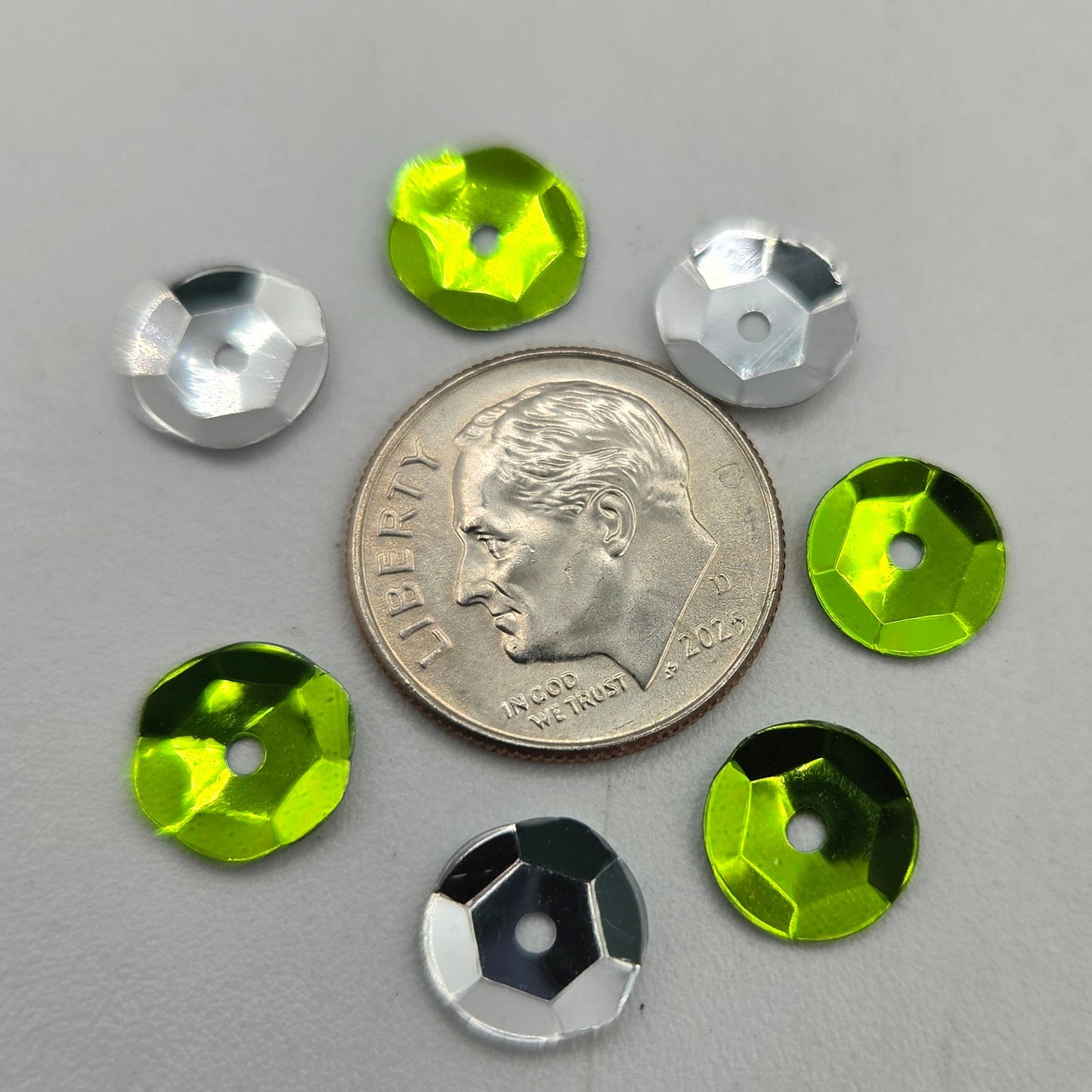 8 mm Round Sequins