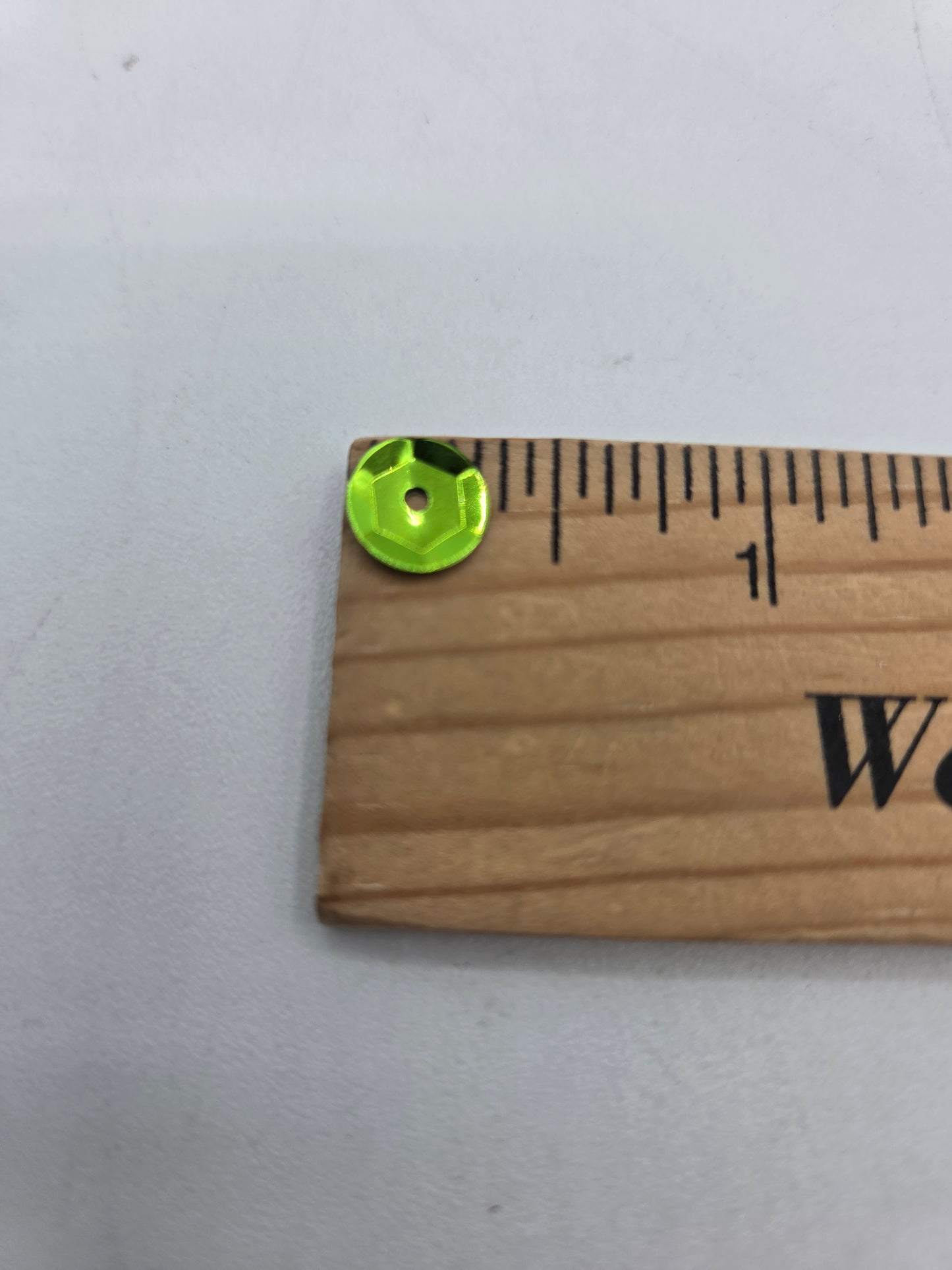 8 mm Round Sequins