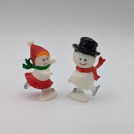 Vintage Miniature Ice Skating Snowmen Figurine Dollhouse Diorama Craft