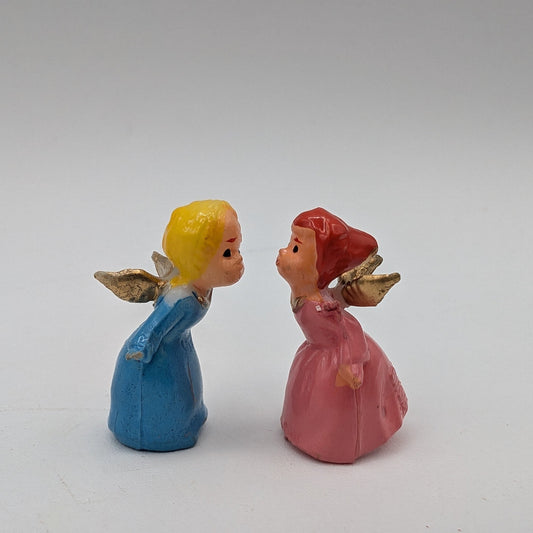 Vintage Miniature 1" Kissing Angels Plastic Figurines Diorama Dollhouse Craft