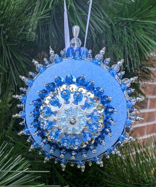 Ol' Aunt Mary in BLUE Pin Ornament Kit